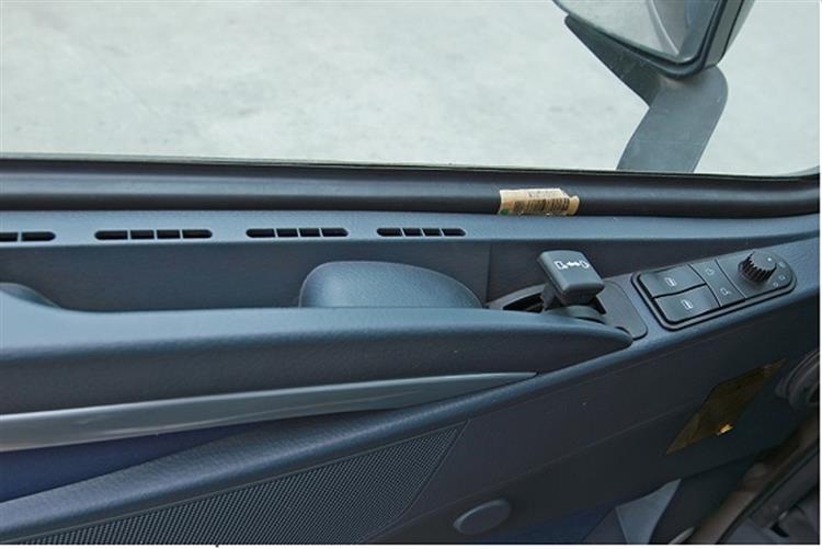 Xe tải thùng Howo 4 chân 371hp A7